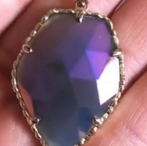 ISO this shade of Iridescent Agate in Anything
